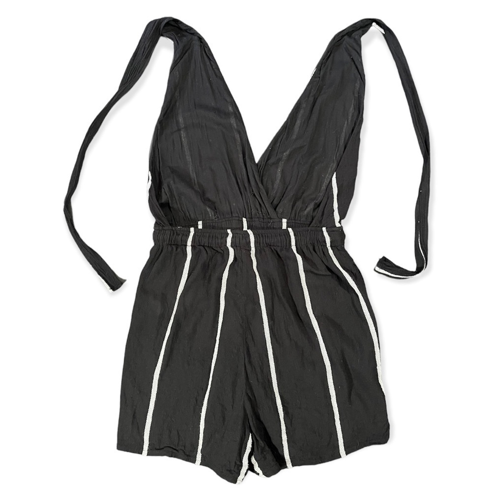 Volcom Coco Black and White Striped Halter Romper sz S - Picture 3 of 12
